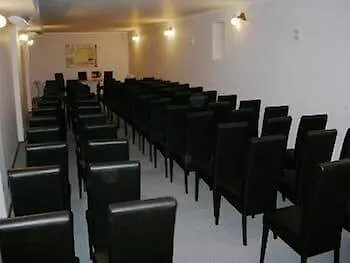 Hotel Apollo 3*