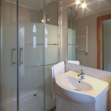 Apollo Hotel 3*